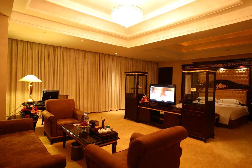 Forla Hotel Дунгуань Экстерьер фото